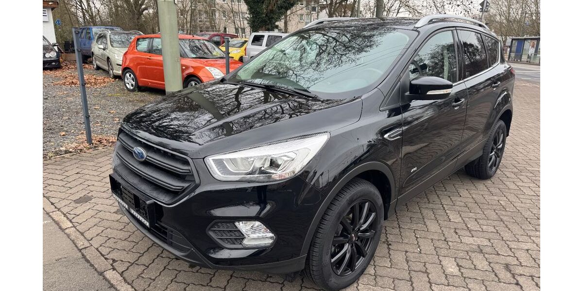 Ford Kuga 89.000 km 12.999 &euro; Kassel 34123