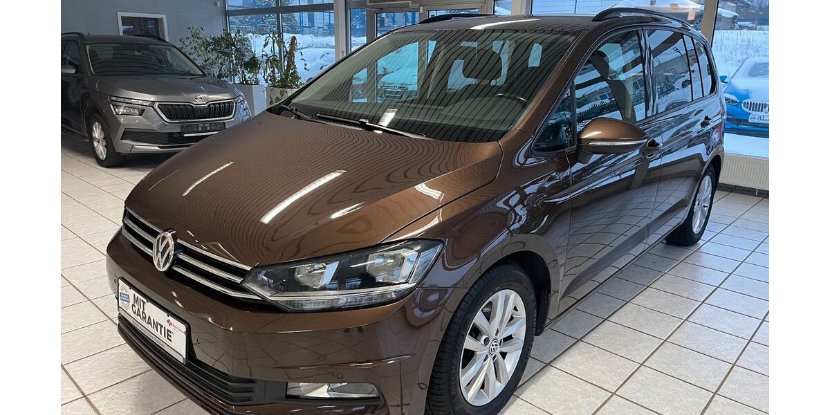 VW Touran 83.251 km 18.999 &euro; Kesselsdorf 01723