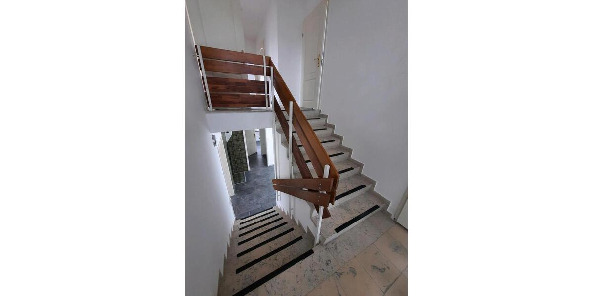 Einfamilienhaus Grafenau Frauenberg - 5 Zimmer, 184 m&sup2;, 1.450&euro; | Angebot:26533259
