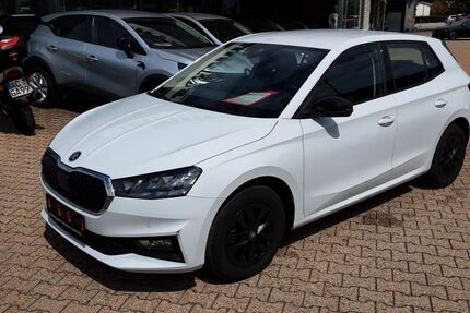 Skoda Fabia 17.100 km 15.990 &euro; Monschau (bei Aachen) 52156