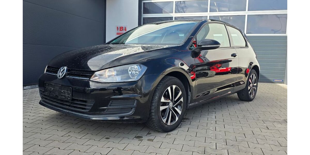 VW Golf 104.050 km 8.750 &euro; Bad Sassendorf 59505