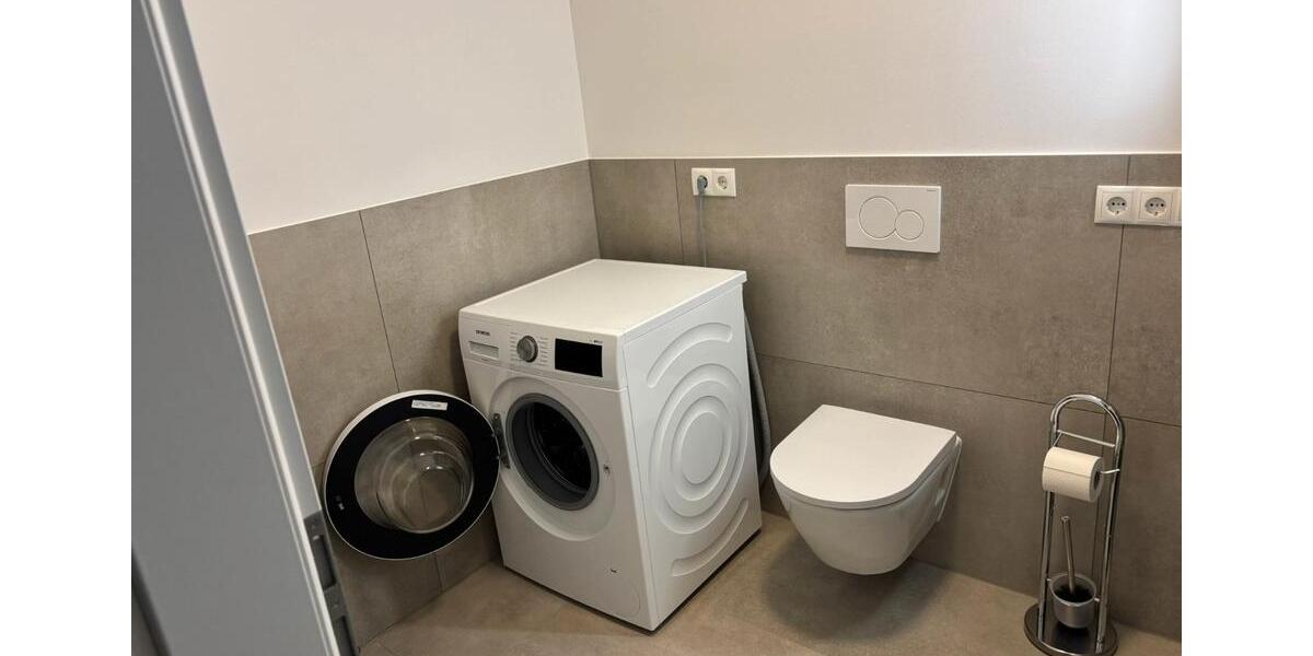 Etagenwohnung Neuwied - 2 Zimmer, 70 m&sup2;, 1.020&euro; | Angebot:26015892