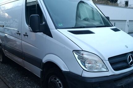 Mercedes-Benz Sprinter 79.978 km 11.990 &euro; Frankfurt am Main 65929