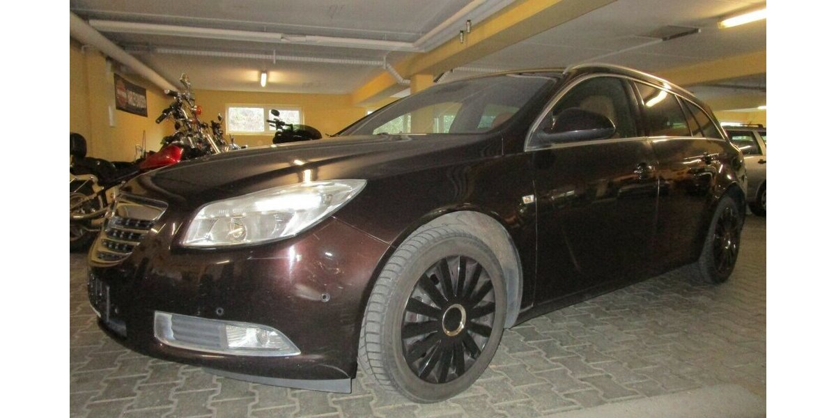 Opel Insignia Kombi 4x4 252.800 km 5.985 € Hirschberg 69493