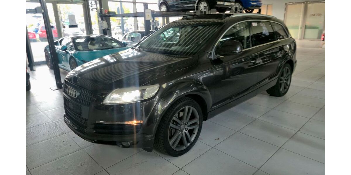 Audi Q7 288.000 km 6.850 &euro; Brühl 50321