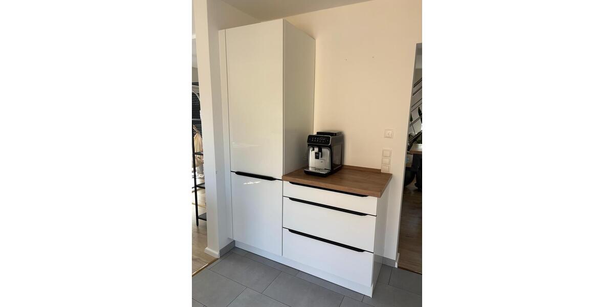 Etagenwohnung Schwülper - 3 Zimmer, 120 m&sup2;, 1.200&euro; | Angebot:26327337