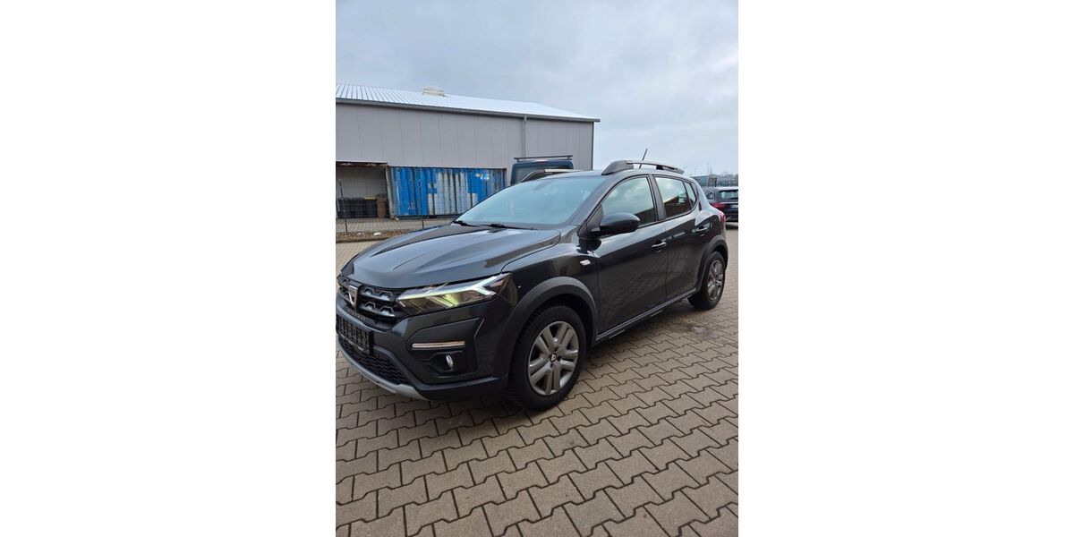 Dacia Sandero 56.000 km 12.899 &euro; Wildeshausen 27793