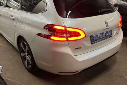 Peugeot 308 199.800 km 7.980 &euro; Mainz 55129