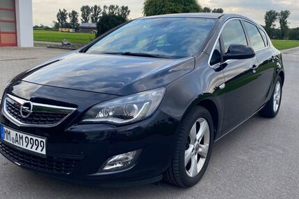 Opel Astra 177.000 km 5.699 € Memmingen 87700