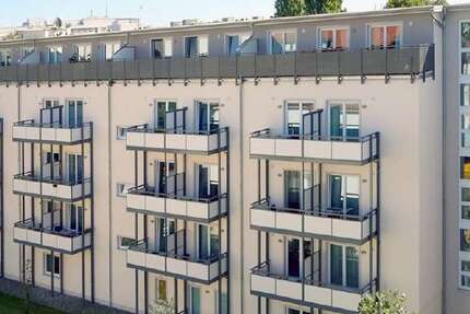 Wohnung zum Mieten in Dresden 738 € 53.28 m² 2 zimmer