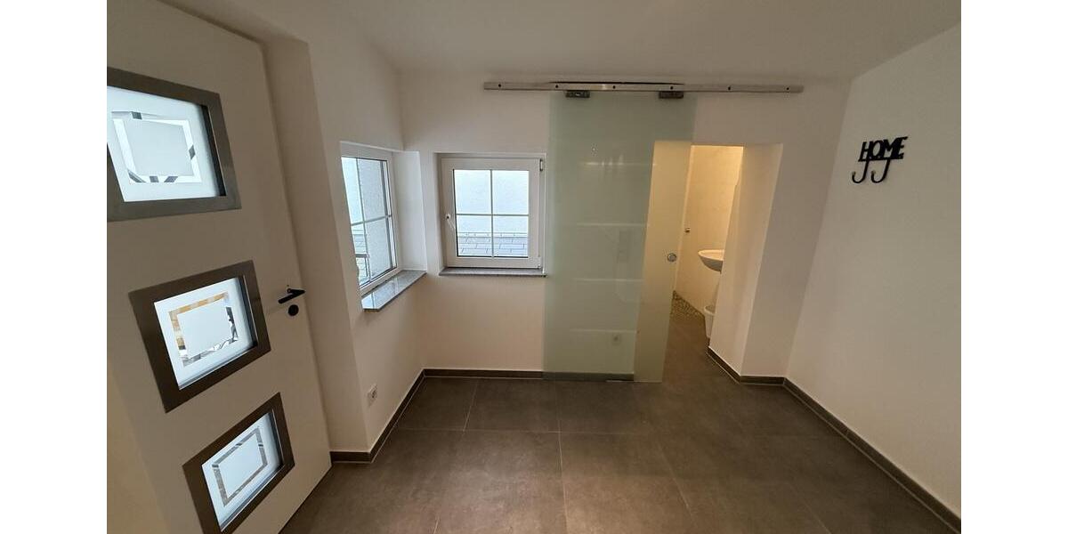 Einfamilienhaus Kerpen - 10 Zimmer, 245 m&sup2;, 3.000&euro; | Angebot:24689121