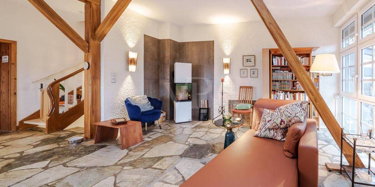 Einfamilienhaus Neu-Anspach Anspach - 7 Zimmer, 250 m&sup2;, 798.000&euro; | Angebot:26378664