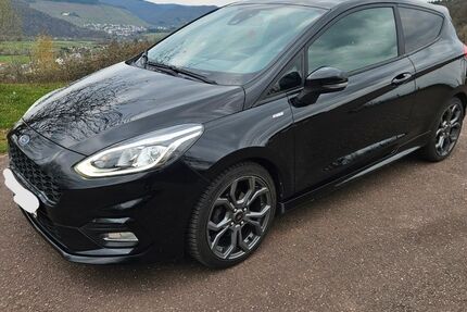 Ford Fiesta 91.000 km 8.900 &euro; Saarburg 54439