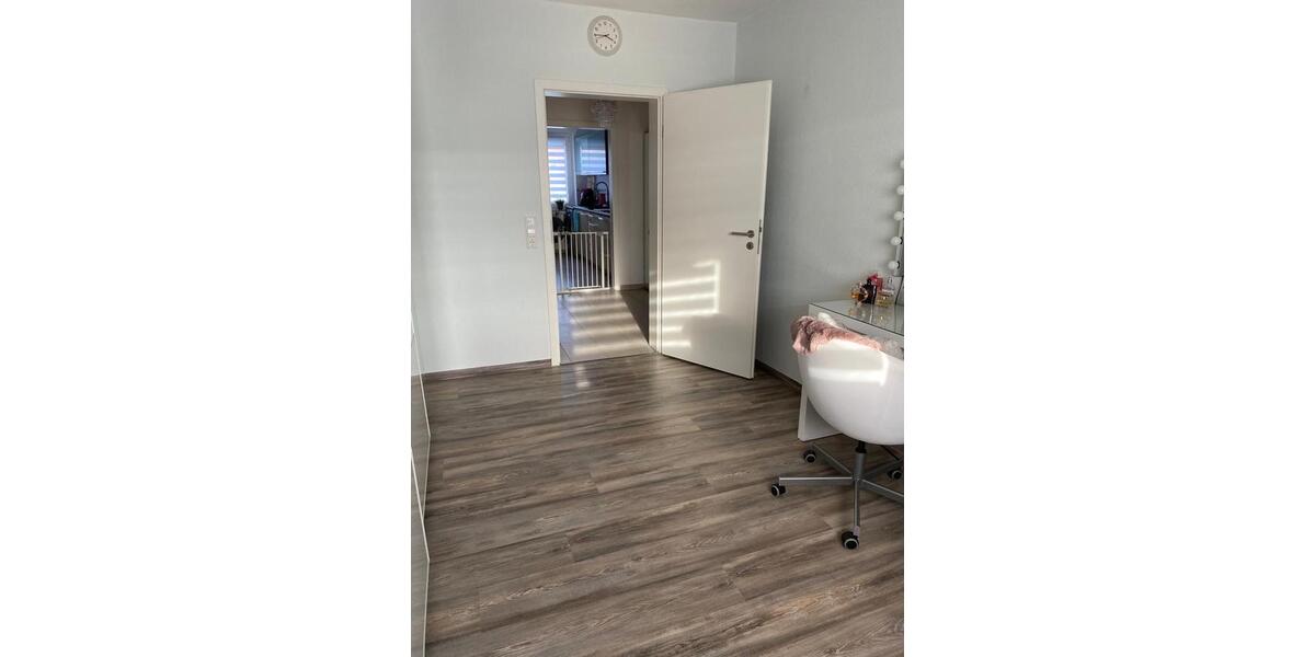 Helle 3Zi-Whg, Balkon, Blick auf den Deister, EBK | OT Bredenbeck 3 zimmer