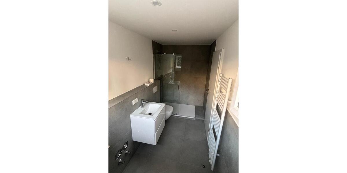 Etagenwohnung Mainz Laubenheim - 3 Zimmer, 70 m&sup2;, 1.400&euro; | Angebot:25546344