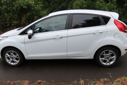 Ford Fiesta 219.000 km 2.300 &euro; Mendig 56743