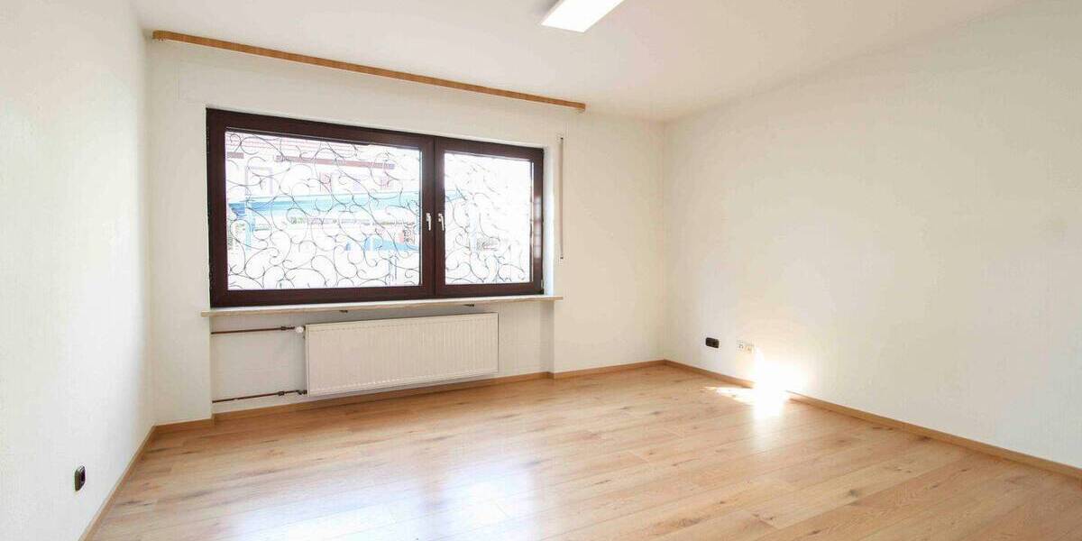 Etagenwohnung Frankfurt am Main Seckbach - 2 Zimmer, 82 m&sup2;, 329.000&euro; | Angebot:26344698