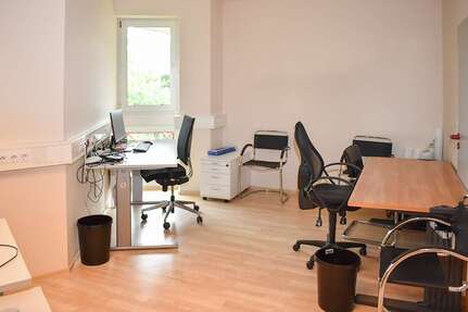Büro in Lehrte 1.330 € 190 m²