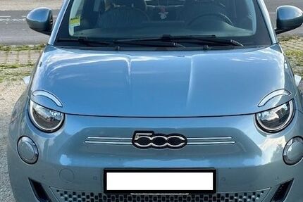 Fiat 500e 22.500 km 18.100 &euro; Postbauer Heng 92353
