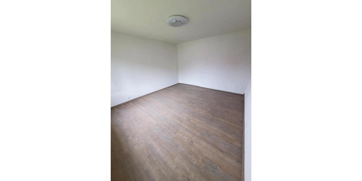 Etagenwohnung Vacha - 3 Zimmer, 64 m&sup2;, 59.000&euro; | Angebot:25839599