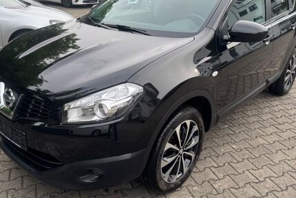 Nissan Qashqai 78.323 km 8.900 &euro; Achstetten 88480