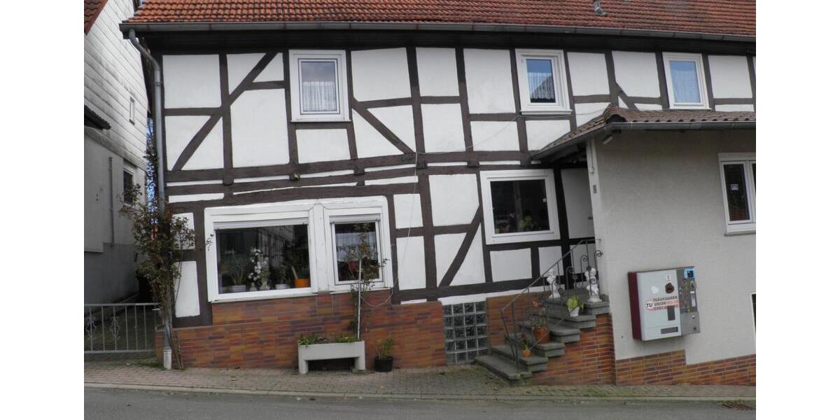 Einfamilienhaus Felsberg - 1 Zimmer, 260 m&sup2;, 85.000&euro; | Angebot:27006061