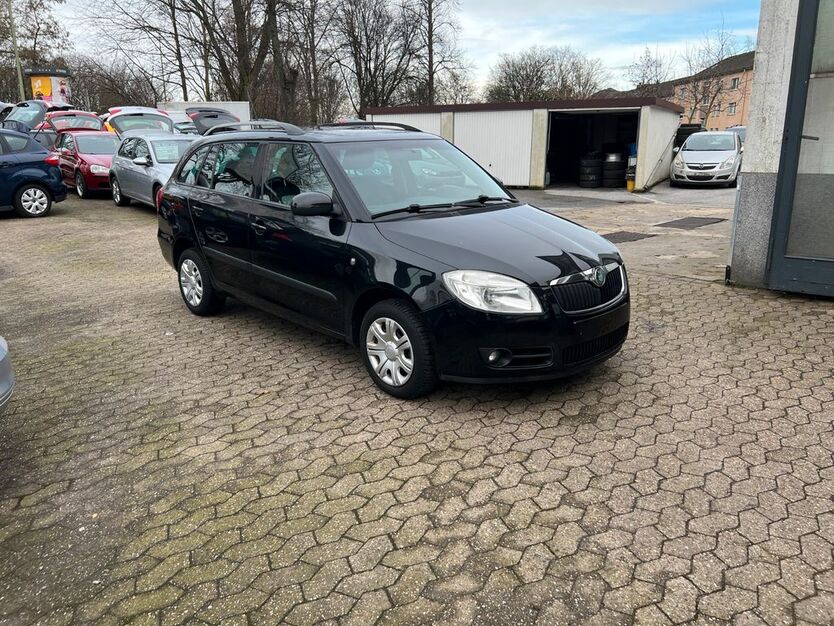 Skoda Fabia 184.000 km 3.480 € Essen 45141