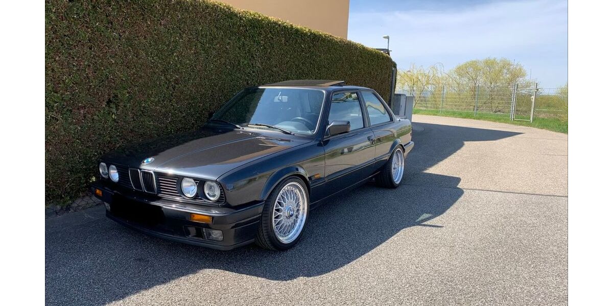 BMW 318 113.000 km 17.500 &euro; Ascha 94347