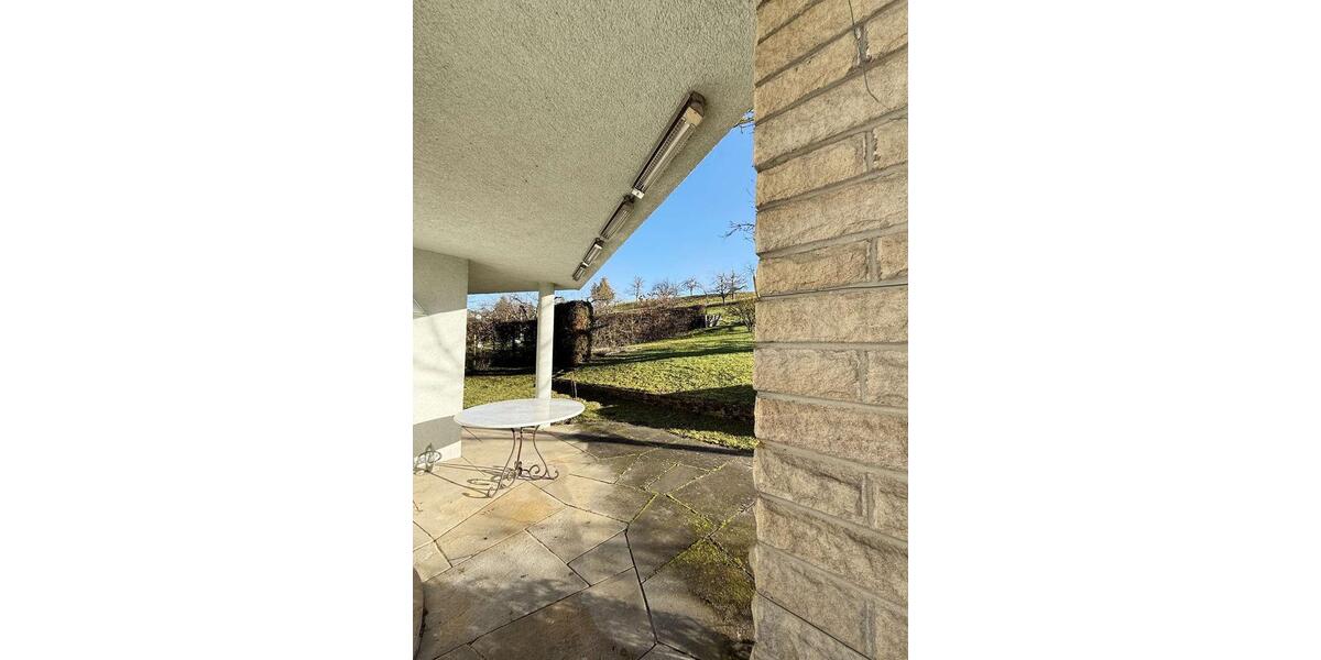 Einfamilienhaus Nürtingen - 5.5 Zimmer, 175 m&sup2;, 2.500&euro; | Angebot:24571134