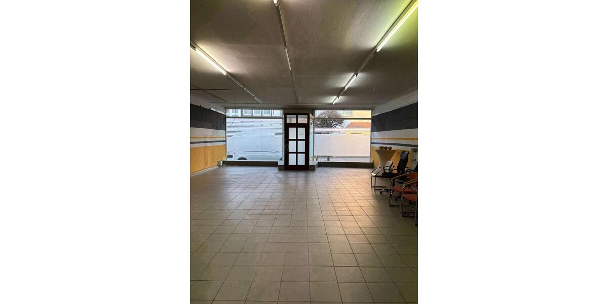 Ladeneinheit in bester Lage zimmer