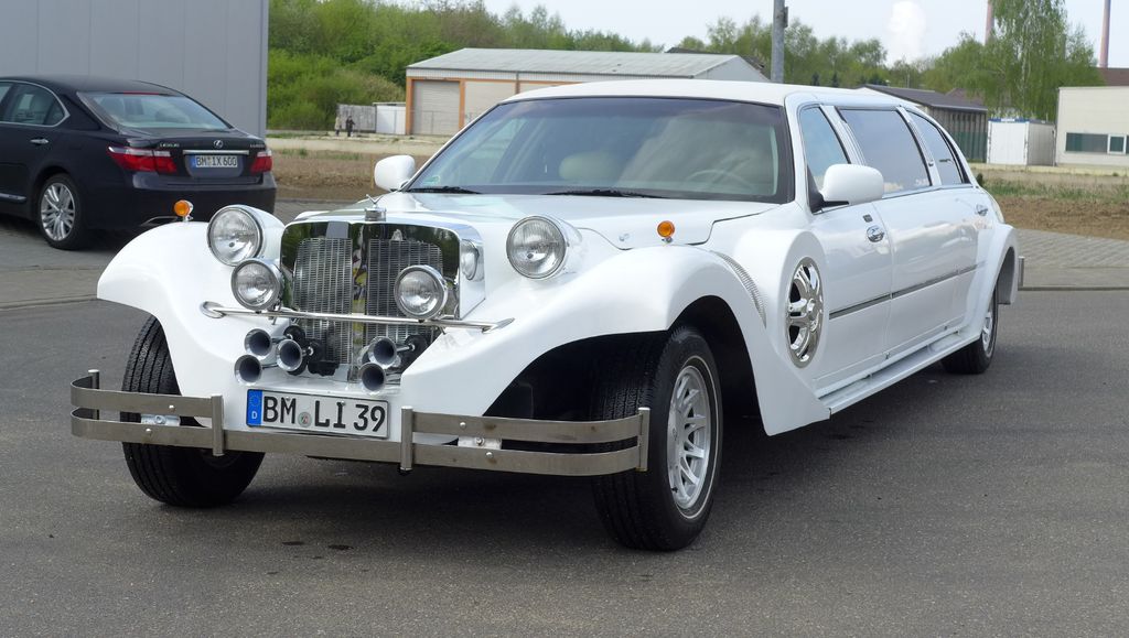 Lincoln Town Car 282.000 km 17.838 &euro; Bergheim 50129