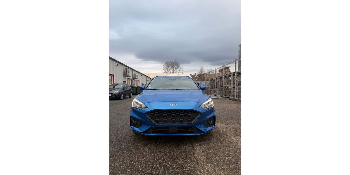 Ford Focus 76.000 km 14.990 &euro; Oberderdingen 75038