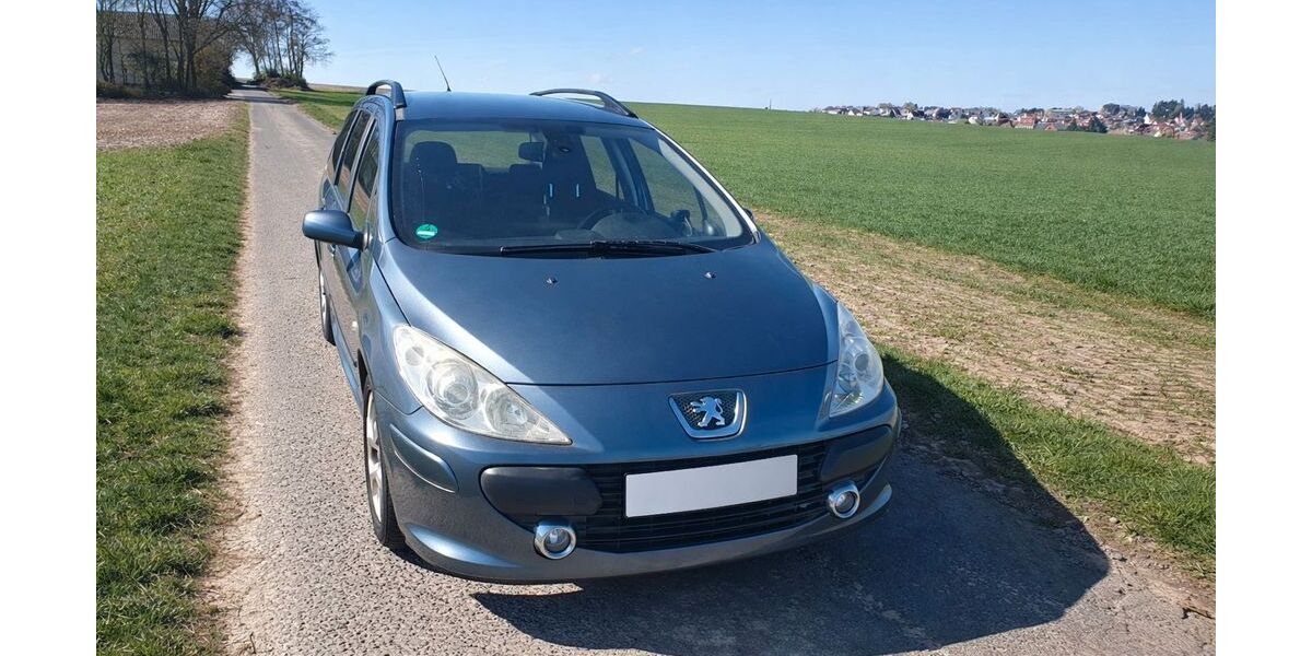 Peugeot 307 221.800 km 2.000 &euro; Enkenbach-Alsenborn 67677
