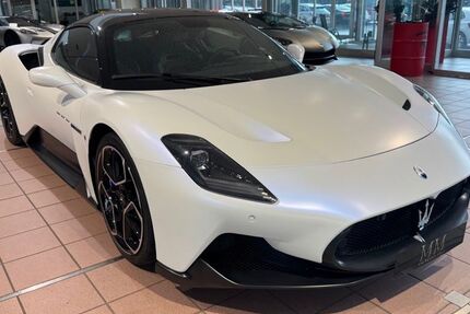 Maserati MC20 4.973 km 195.000 &euro; Hannover 30655