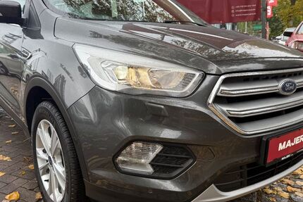 Ford Kuga 37.000 km 16.900 € Hamburg 22043