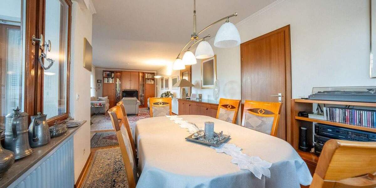 Mehrfamilienhaus, Wohnhaus Herzogenrath - 7 Zimmer, 209 m&sup2;, 349.000&euro; | Angebot:25742125