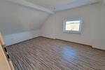 Dachgeschoßwohnung Nennslingen - 2 Zimmer, 85 m&sup2;, 600&euro; | Angebot:26398518