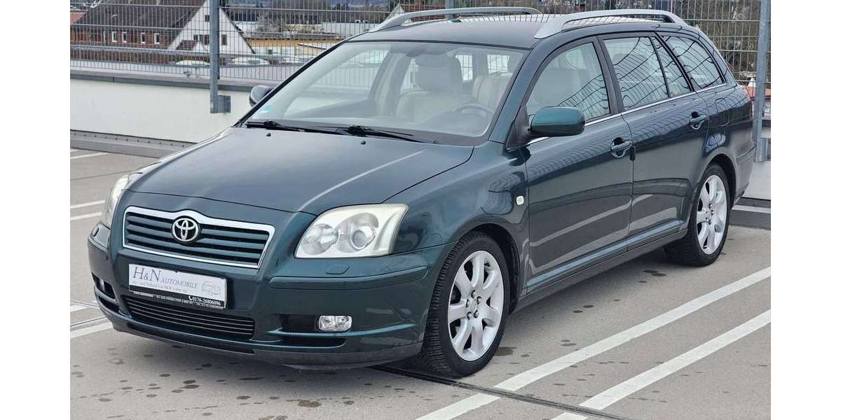 Toyota Avensis 107.000 km 6.800 &euro; Baden-Württemberg - Schorndorf 73614