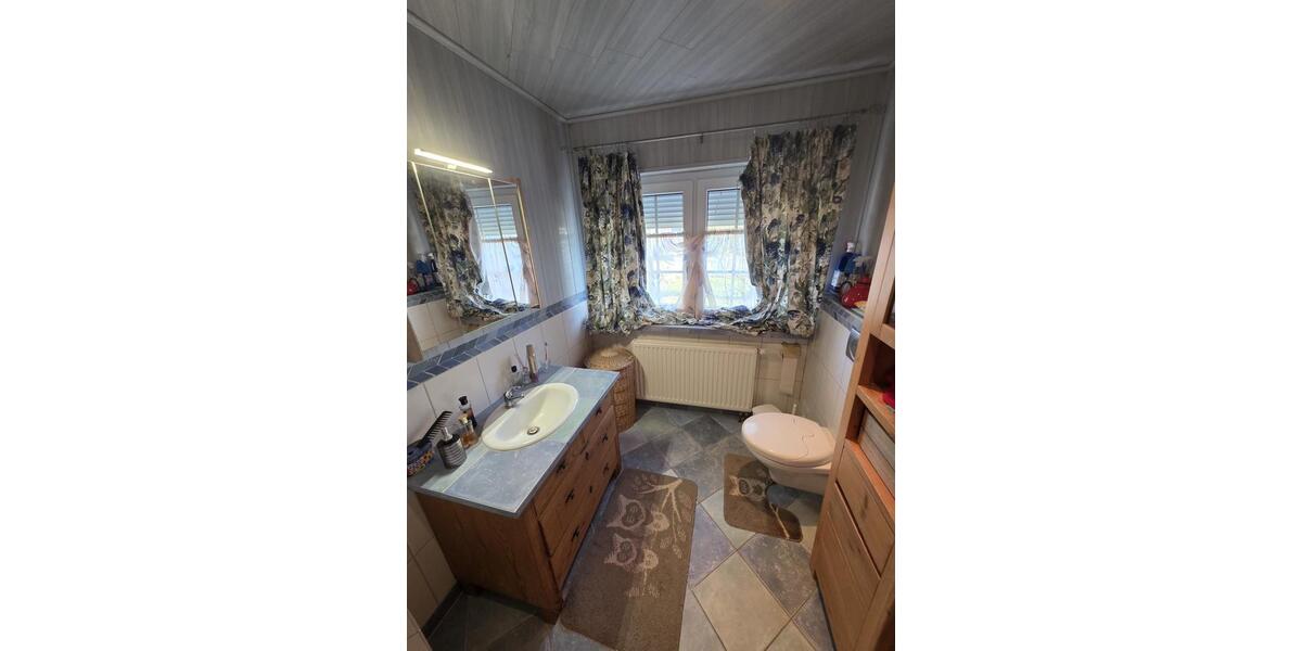 Einfamilienhaus Neukirchen - 6 Zimmer, 160 m&sup2;, 369.000&euro; | Angebot:27218207