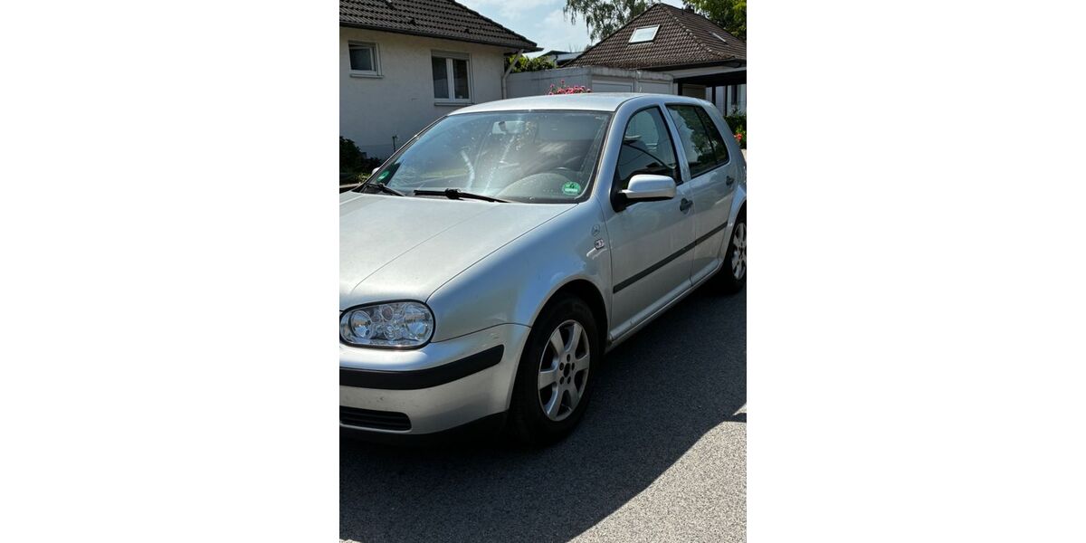 VW Golf 225.000 km 1.390 &euro; Sankt Augustin 53757