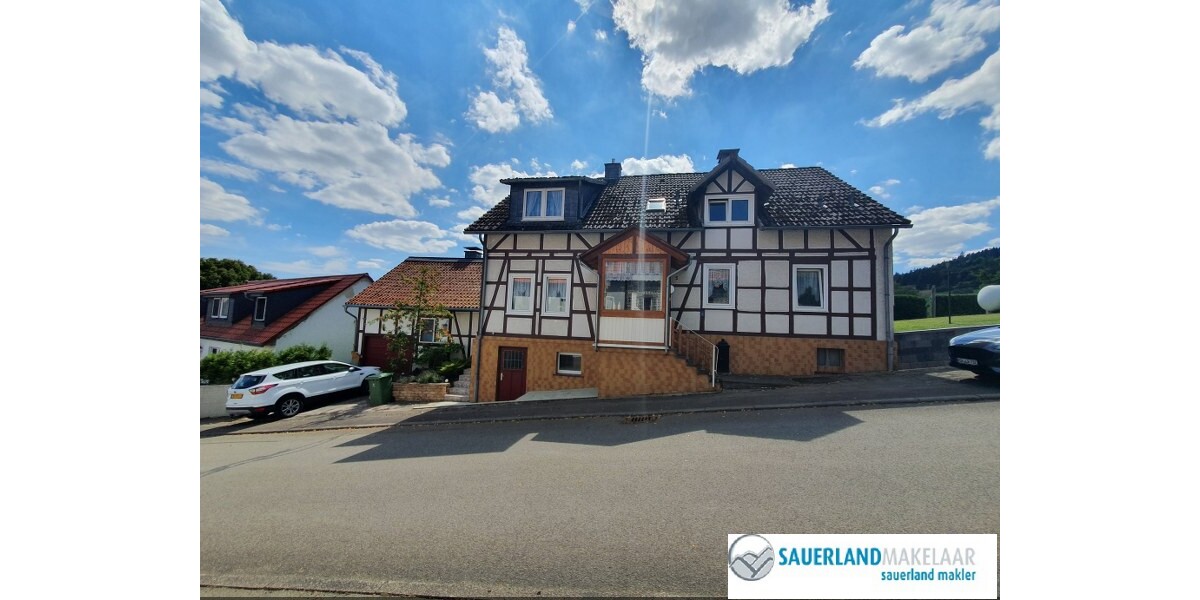 Freistehendes Haus mit Aussicht in Stormbruch - Einfamilienhaus Diemelsee-Stormbruch Stormbruch | Angebot:8767926