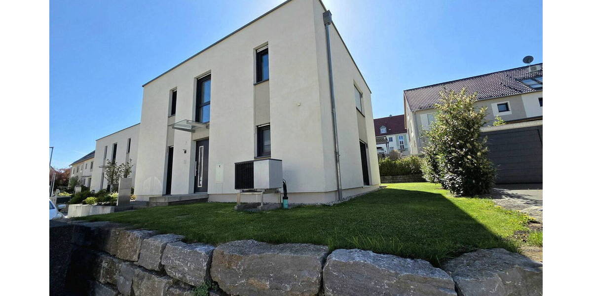 Einfamilienhaus Neustadt - 4 Zimmer, 142 m&sup2;, 680.000&euro; | Angebot:26390363