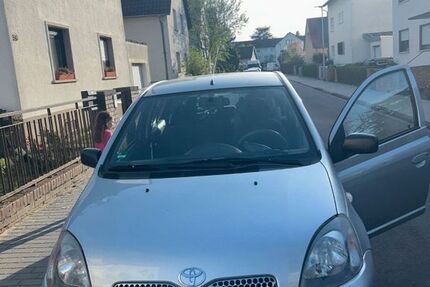 Toyota Yaris 195.500 km 2.500 &euro; Viernheim 68519