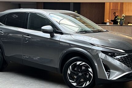 Nissan Qashqai 5.448 km 26.740 &euro; Cadolzburg bei Nürnberg 90556