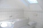 Dachgeschoßwohnung Werdau - 3 Zimmer, 76 m&sup2;, 707&euro; | Angebot:26350221