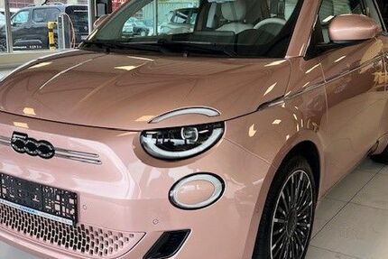 Fiat 500e 22.890 km 19.990 &euro; Lörrach 79541