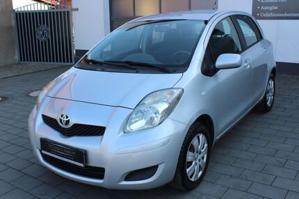 Toyota Yaris 69.000 km 6.990 &euro; Obernkirchen/Vehlen (B65) 31683