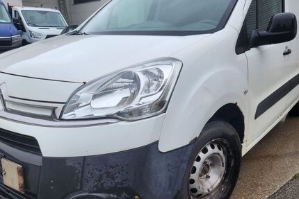 Citroen Berlingo 499.800 km 1.790 € Landsberg am Lech 86899