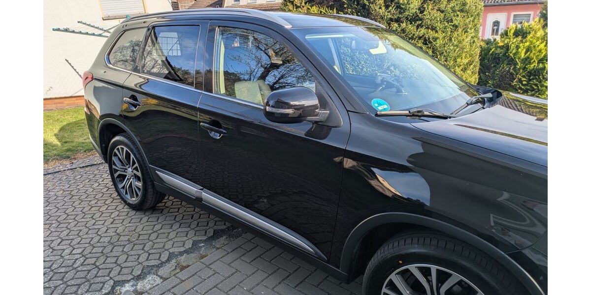 Mitsubishi Outlander 95.000 km 14.900 &euro; Niederaula 36272