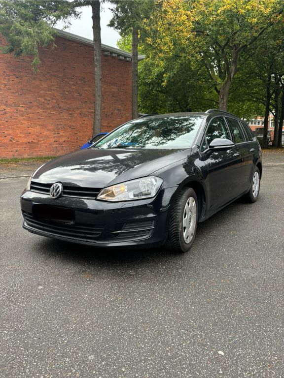 VW Golf 187.000 km 6.350 € Oldenburg 26135
